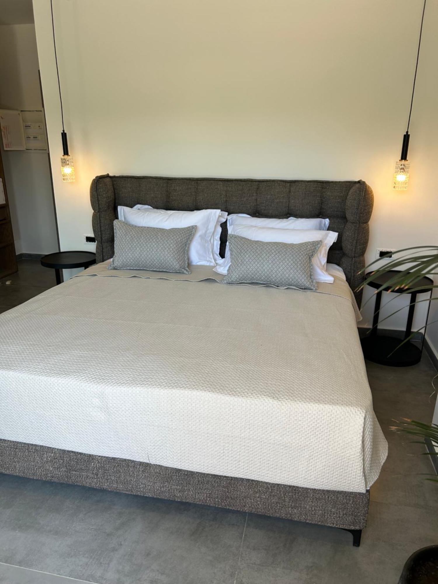 X Luxury * Argostoli (Kefalonia)