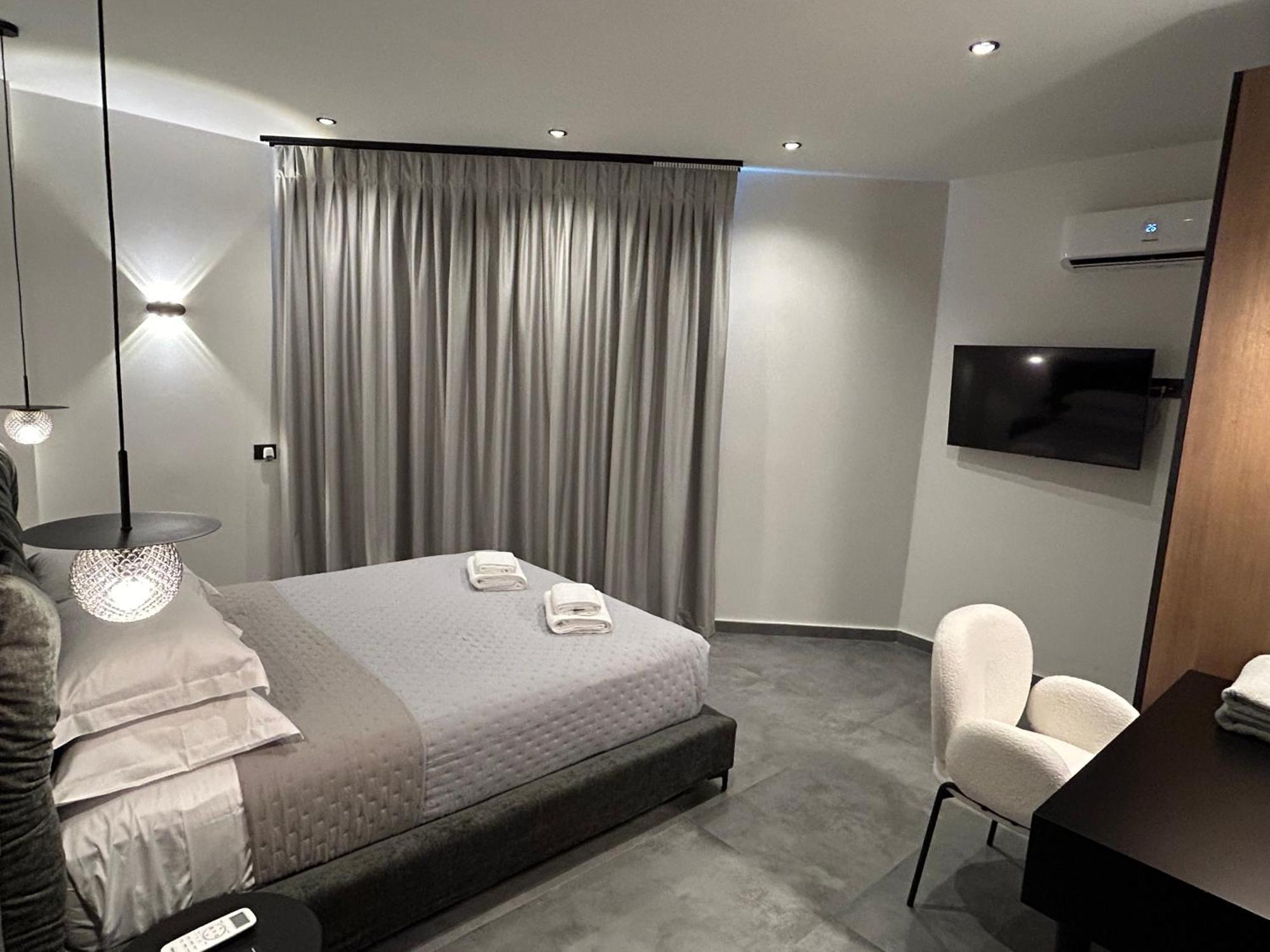 X Luxury Apartment