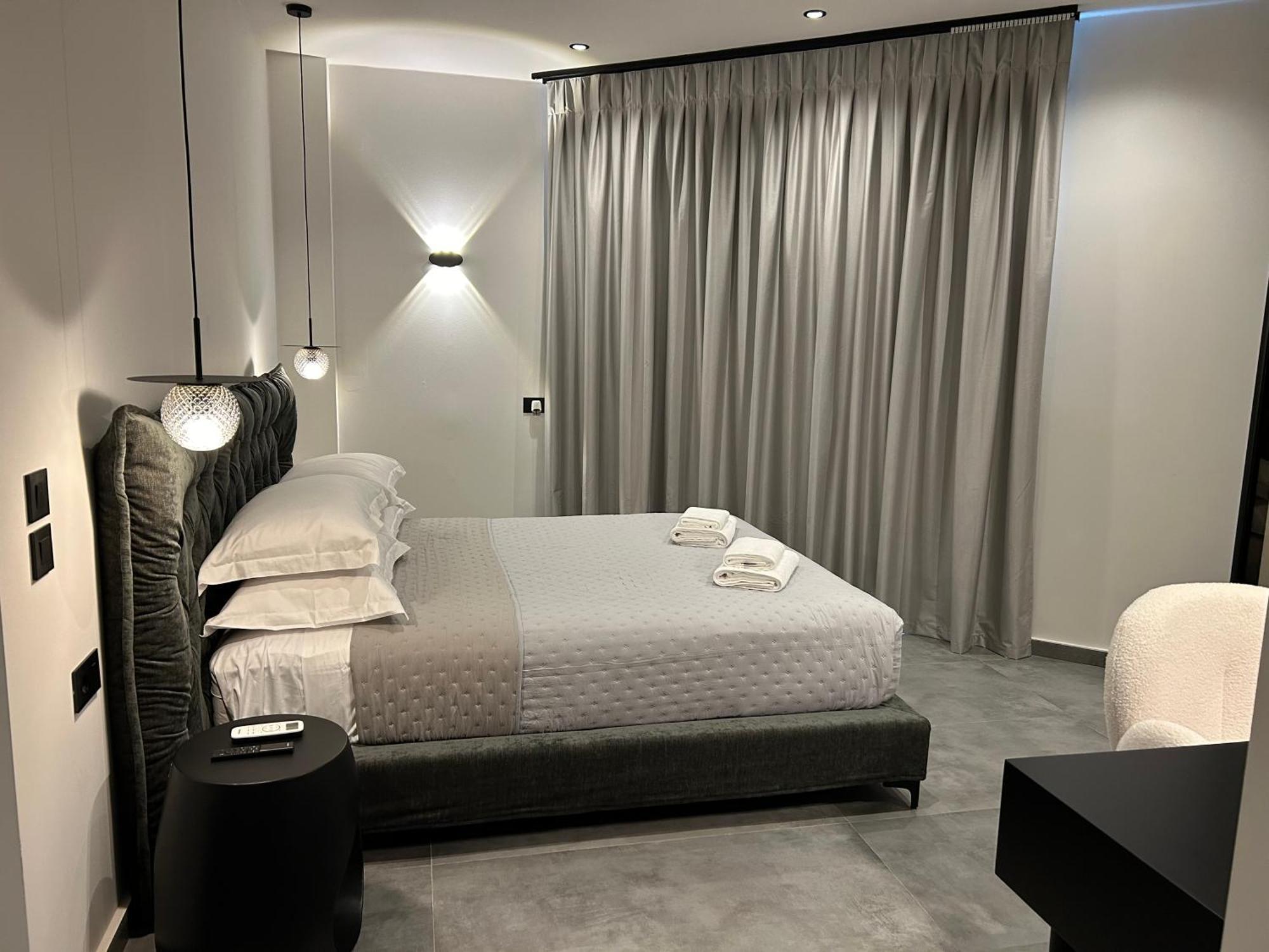 X Luxury Apartment