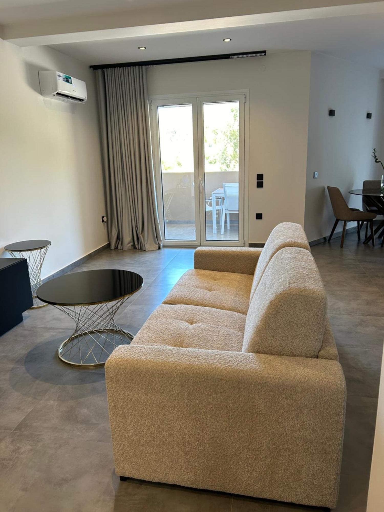 X Luxury Apartment